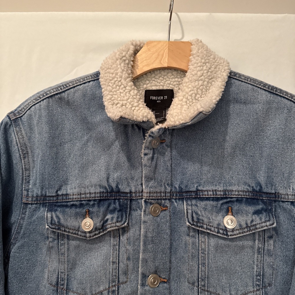 Sherpa Lined Denim Jacket Blue Collared Button Pockets Women's Sz LG Forever 21